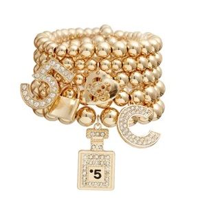 🛍🆕GOLD BOUTIQUE CHARM BRACELET NO 5